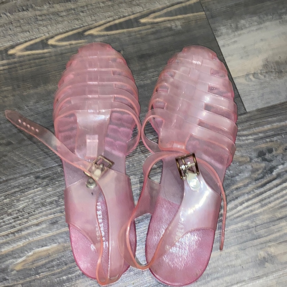 Pink jelly sandals